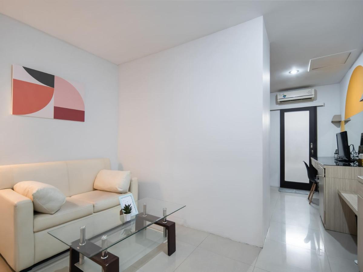 Aparthotel Cove Taman Dżakarta Zewnętrze zdjęcie